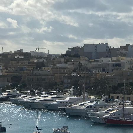 Sir William Strand Apartment Gzira Екстериор снимка