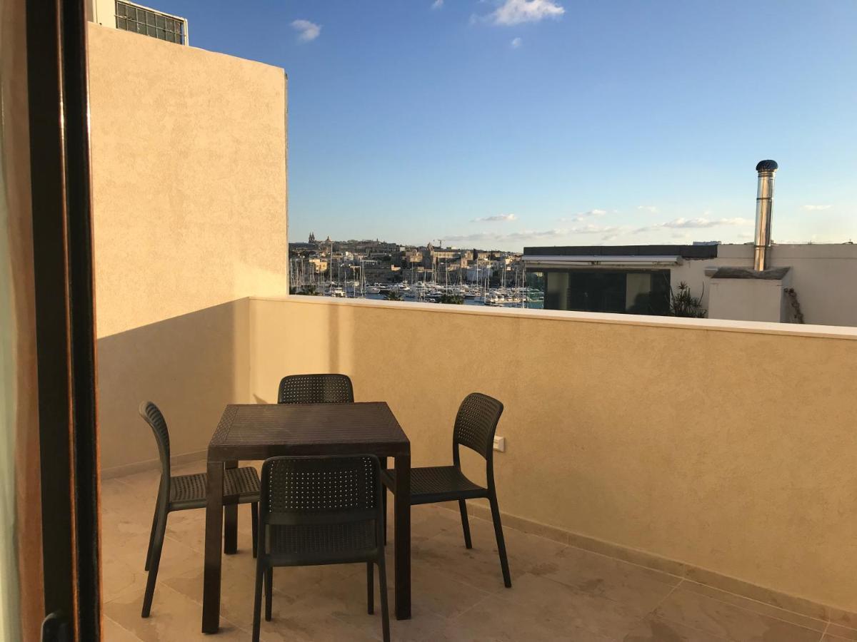 Sir William Strand Apartment Gzira Екстериор снимка