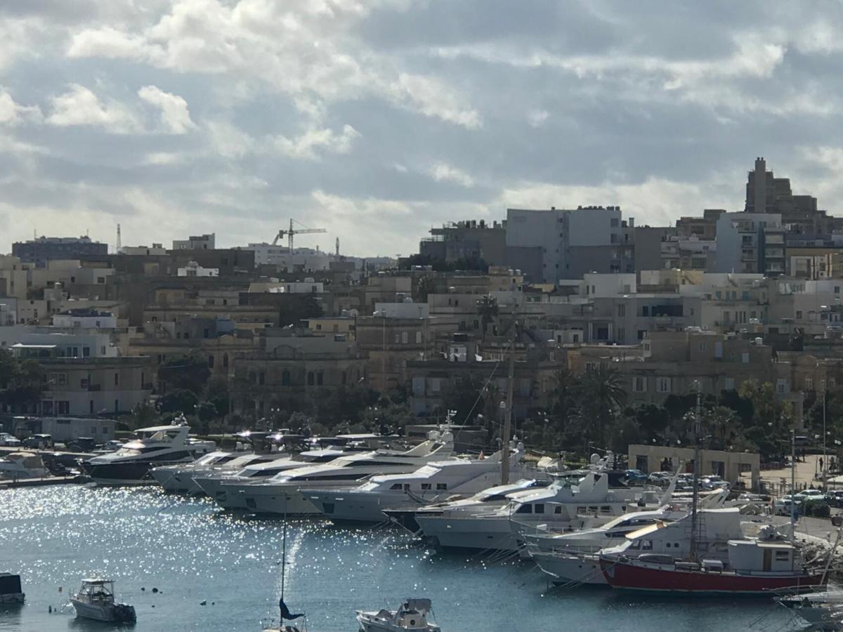 Sir William Strand Apartment Gzira Екстериор снимка